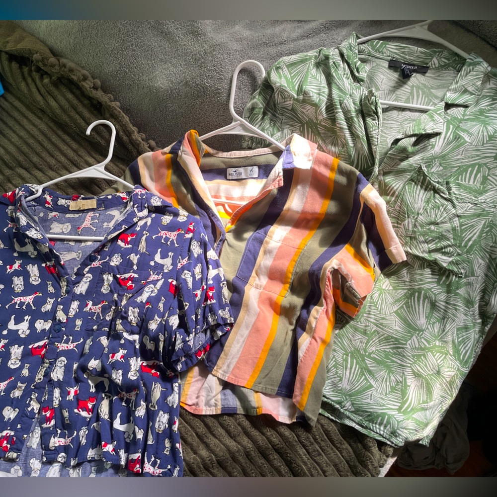 Collared shirt bundle.